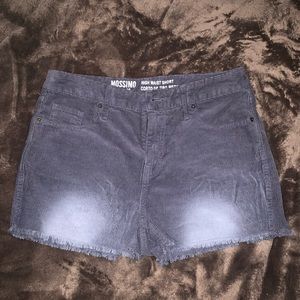 grey/blueish shorts